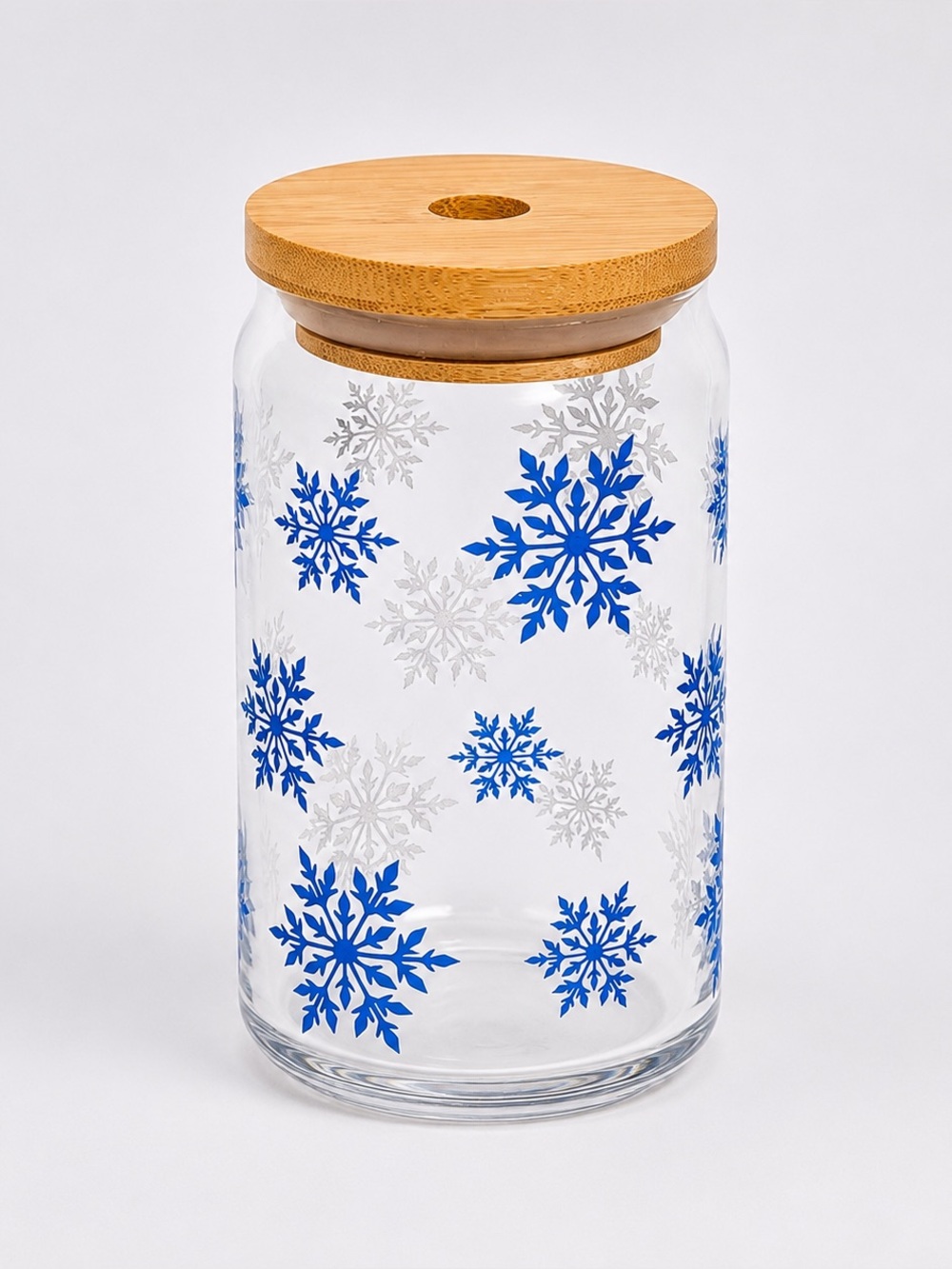 Blue Snow Flakes 16oz Libby Can Glass Tumbler with Bamboo Lid